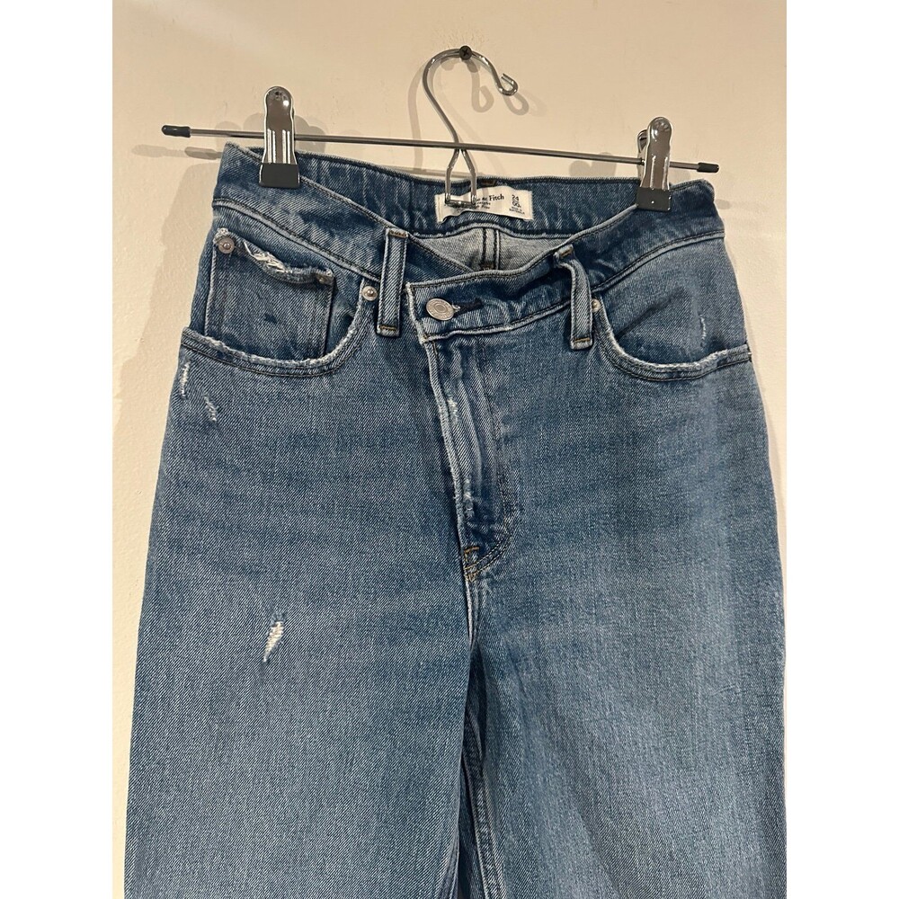 Women’s jeans